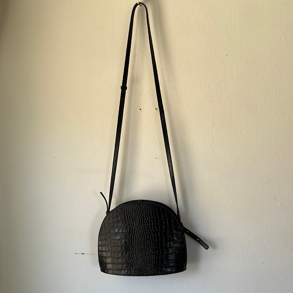 Vagabond Purse- leather embossed croc.